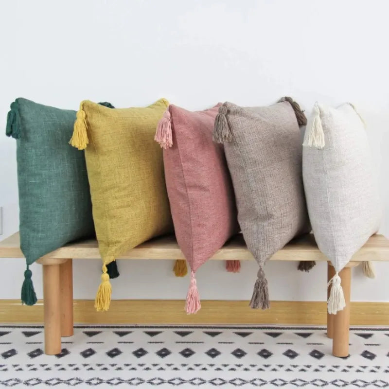 Housses coussin lin pompons — Espace cocooning & détente naturelle